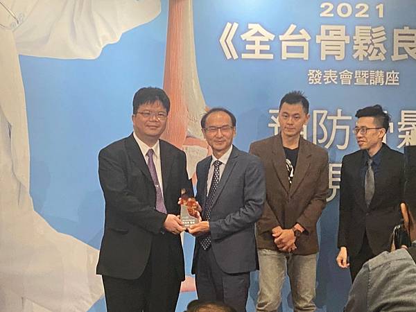 251985835_1924796287705177_7208591318868479175_n.jpg 251985835_1924796287705177_7208591318868479175_n.jpg