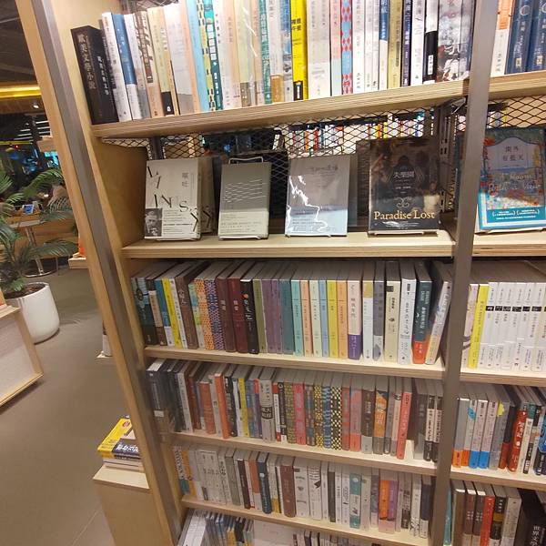 蔦屋書店桃園 (10).jpg