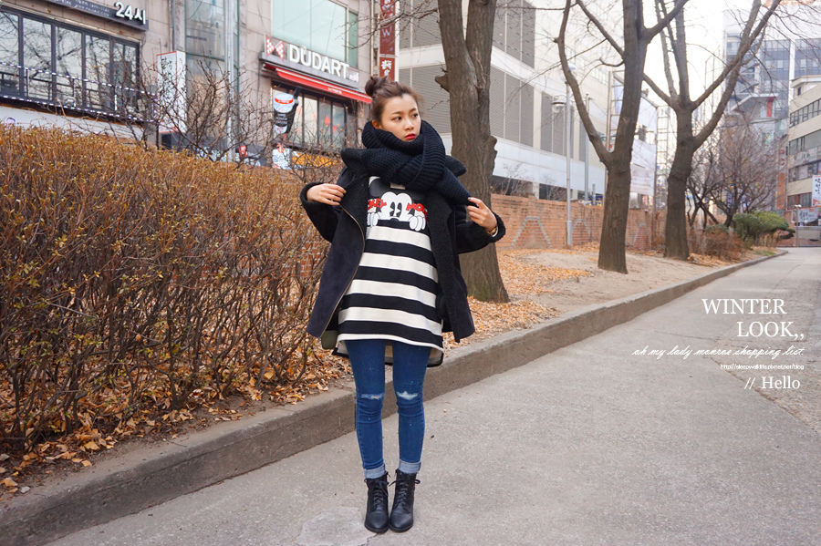 MESSY BUN HAIRSTYLE -07