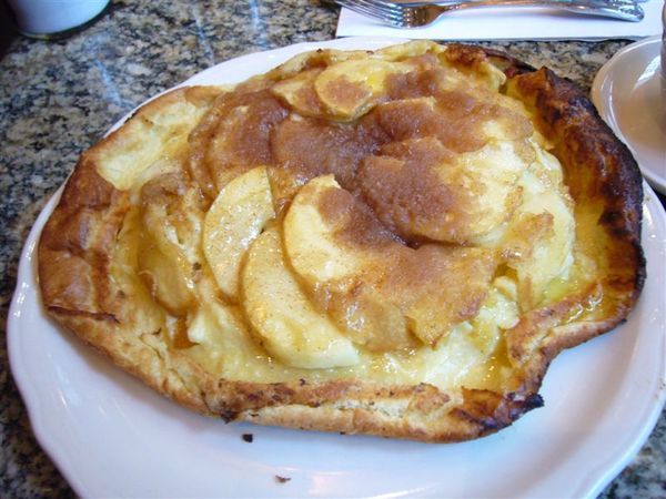 Walker's Apple Pancake