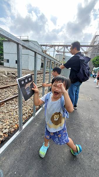 國家鐵道博物館籌備處： 回憶中的鐵道旅遊/ 探索真實的火車