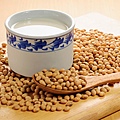 soybean-milk_149094071-600x400.jpg