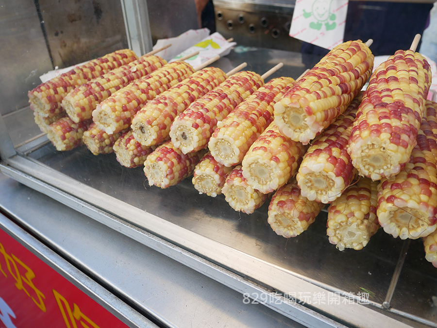 台中鰲峰路夜市清水國中對面必吃美食孫家冰滷味石頭碳烤玉米鹿港香酥蚵仔煎 (5).png