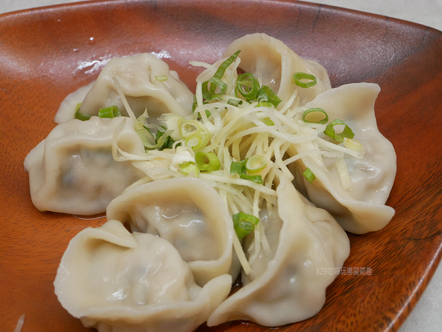 台中北屯牛肉麵緣起麵食館販售牛肉麵、水餃、湯品北平路美食 (13).png