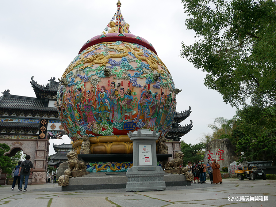 【台南景點】玄空法寺｜文物館內免費欣賞千年古佛塑像｜過年拜拜、踏青、旅遊、網美拍照打卡熱門景點｜絕美景色讓你一秒出國｜免費停車大智山玄空法寺距離永興吊橋、曾文水庫、芒果的故鄉-玉井、玉井白色教堂、走馬瀨農場 (11).png