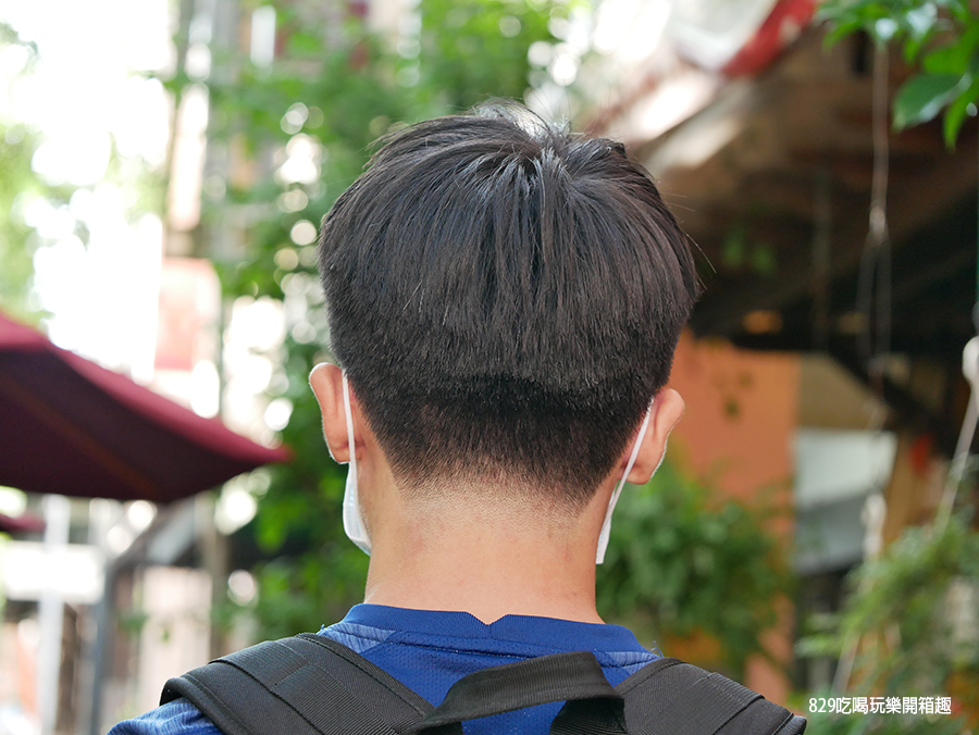 【台中西區男生剪髮】正統美式風格男士理髮廳Homecoming barbershop｜洗髮、造型理髮、修眉毛一次搞定｜一口價800元搞定  (20).png