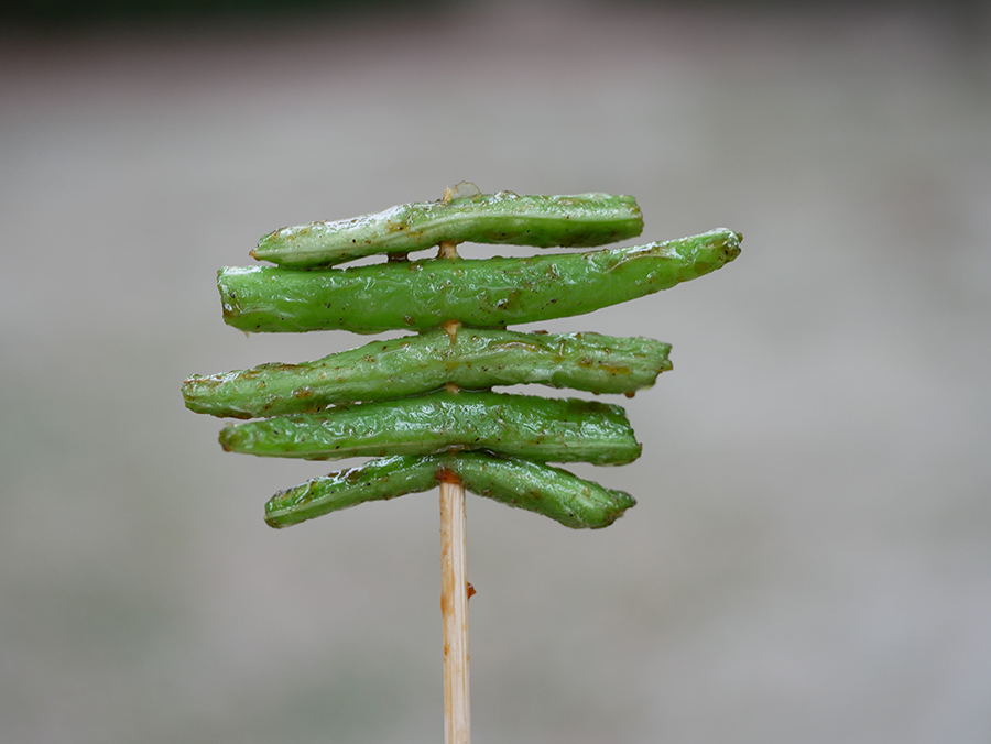 【台中大里美食】小彤帽密沾醬炸鷄排｜獨門秘製沾醬的超人氣炸物｜上班族、學生必吃下午茶點心、宵夜 (18).png