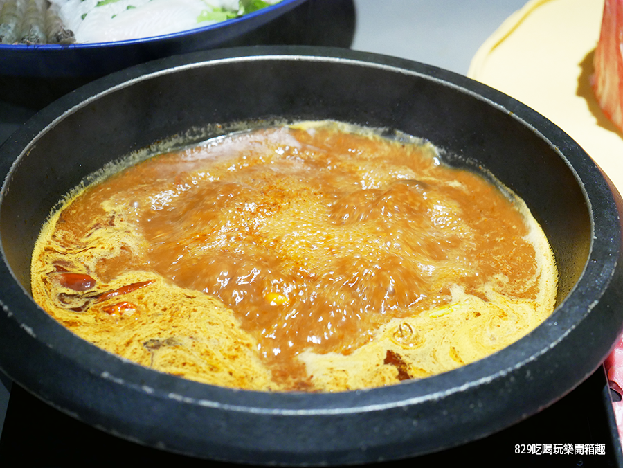 【台中美食火鍋吃到飽】全台最大火鍋集團｜樂多多集團旗下肉多多火鍋來豐原太平洋開了｜268起無限享用近60種超豐富自助吧，加31元享有$299梅花豬／無骨鮮雞腿套餐｜2022菜單 (25).png