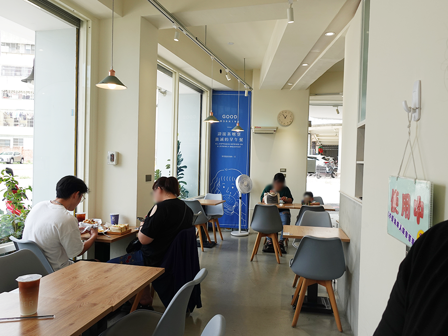 【台中豐原美食】茶喀堡豐原店｜車站附近的早午餐輕食｜人氣推薦熔岩起士牛肉堡｜大口咬下肉汁淋漓搭配濃郁的起司一吃就上癮 00.png