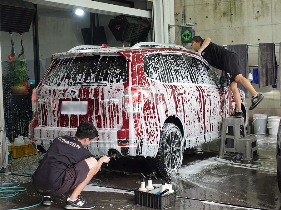 【台中洗車】CASPER 鎧特精緻汽車美容｜精緻洗車、鍍膜、貼膜、汽車美容、內裝臭氧殺菌除臭｜使用Ceramic Pro、KAVACA頂級產品與專業完善的售後保固服務｜台中南屯汽車美容推薦 (8).png