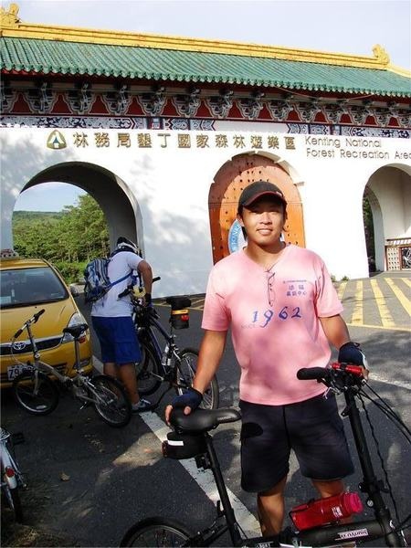 http://pics9.blog.yam.com/14/userfile/s/slkim/album/149052f45e3f72.jpg