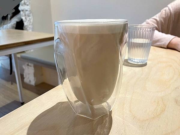 04hw_80013 04hw_80013