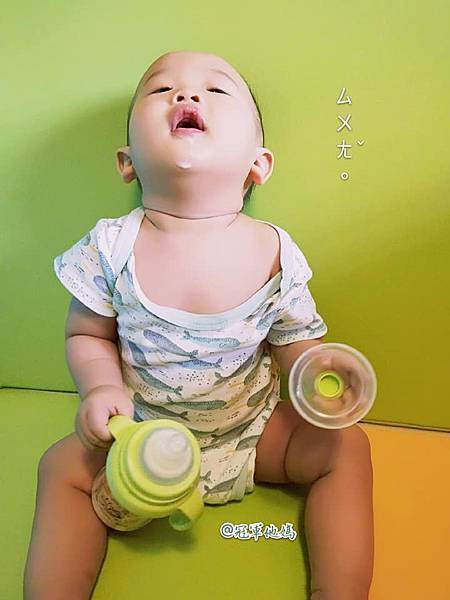小獅王辛巴 simba PPSU奶瓶 自動把手奶瓶 水杯73.jpg 小獅王辛巴 simba PPSU奶瓶 自動把手奶瓶 水杯73.jpg