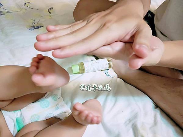 膏純淨生活提案 純淨貝拉Natura Bella 貝拉寶貝有機低敏洗沐 有機燕麥泡泡浴露 洗髮沐浴露 有機金盞花護膚膏 屁屁膏 嬰兒油 按摩油 42.jpg 膏純淨生活提案 純淨貝拉Natura Bella 貝拉寶貝有機低敏洗沐 有機燕麥泡泡浴露 洗髮沐浴露 有機金盞花護膚膏 屁屁膏 嬰兒油 按摩油 42.jpg