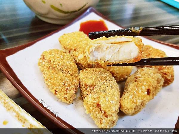 深海深 土魠魚羹 排骨酥麵 便當 雞腿飯 燙青菜 咖哩蛋包飯 排骨飯 雲林斗六美食 魷魚羹  .jpg