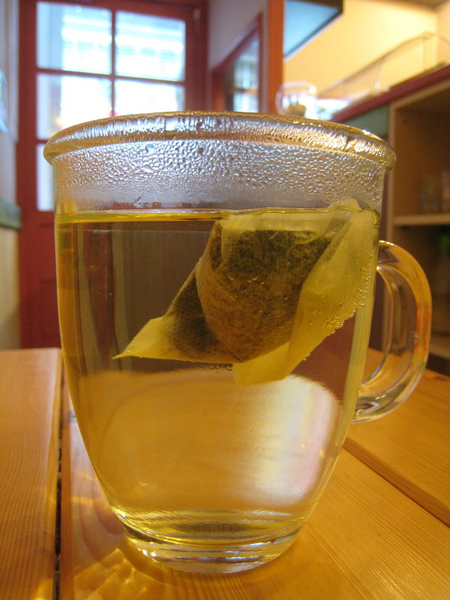 20091102-3-05 以煎茶為底，多種花茶混合的皇后煎茶(德國有機花茶)