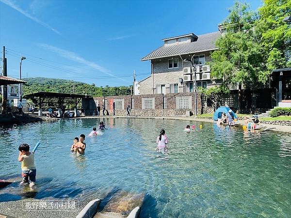 宜蘭景點》炎炎夏季戲水好所在，終年20度C天然湧泉【螃蟹冒泡