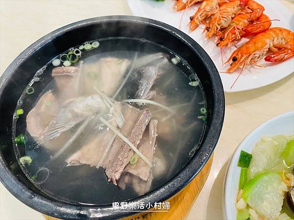 蘇澳》自家漁船當日直送的嚴選食材【食令鮮魚湯店】必點生魚片、