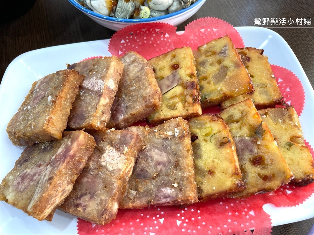 【一鑫園】蘭陽經典特色小菜、手工燒賣、滿滿海鮮和蚵仔蓋飯超吸