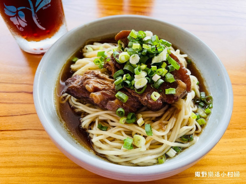 文青質感系老宅食堂【木蘭春生】控吧控控肉飯有夠香，傳承四代的