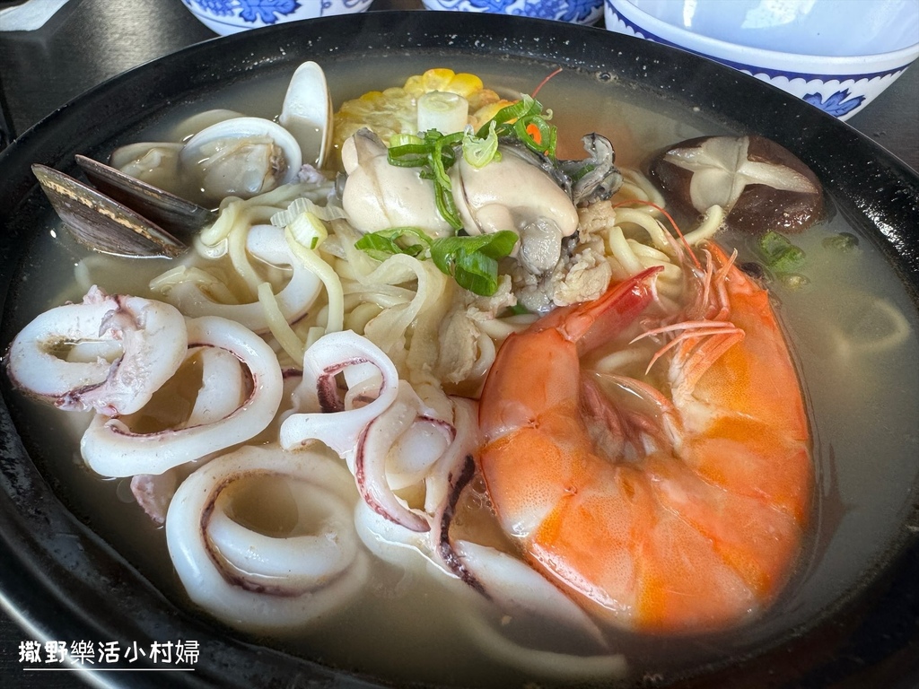 頭城美食》幸福滿味食堂｜簡單原味、海鮮料多多的消魂麵，不起眼