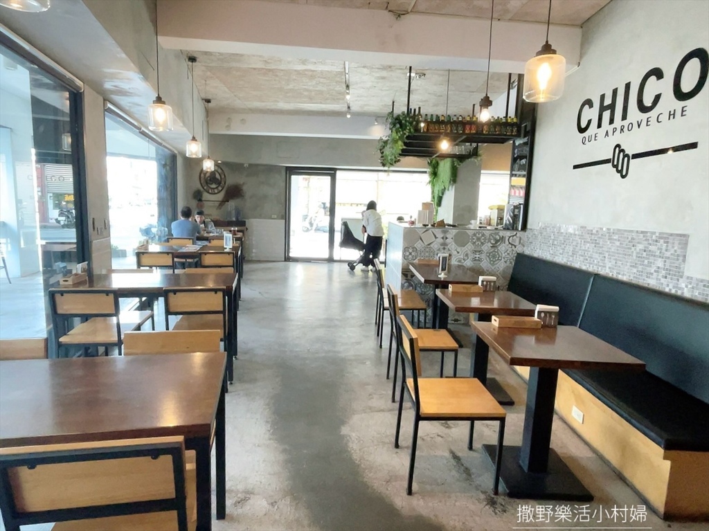 視覺味覺兼具的異國料理【CHICO餐廚】推薦嫩煎沙朗牛排大拼