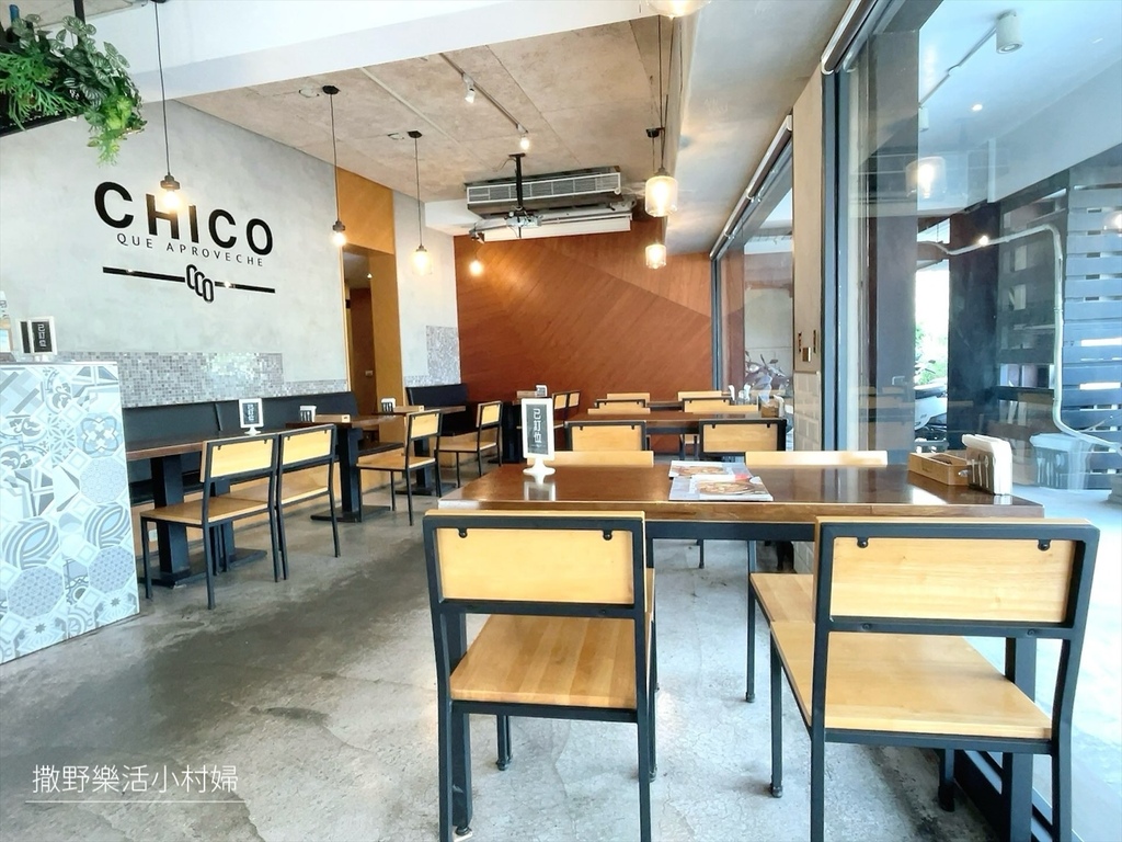 視覺味覺兼具的異國料理【CHICO餐廚】推薦嫩煎沙朗牛排大拼