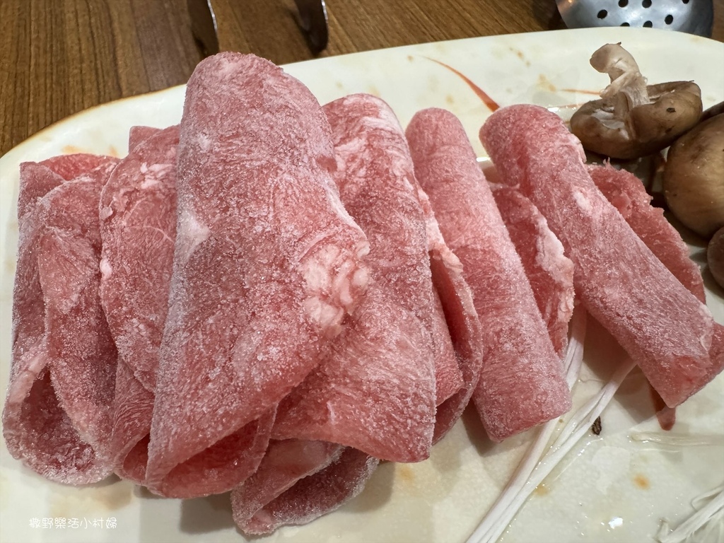 宜蘭唯一羊肉爐吃到飽【李家莊羊肉爐】冰箱食材任你拿，還有羊肋