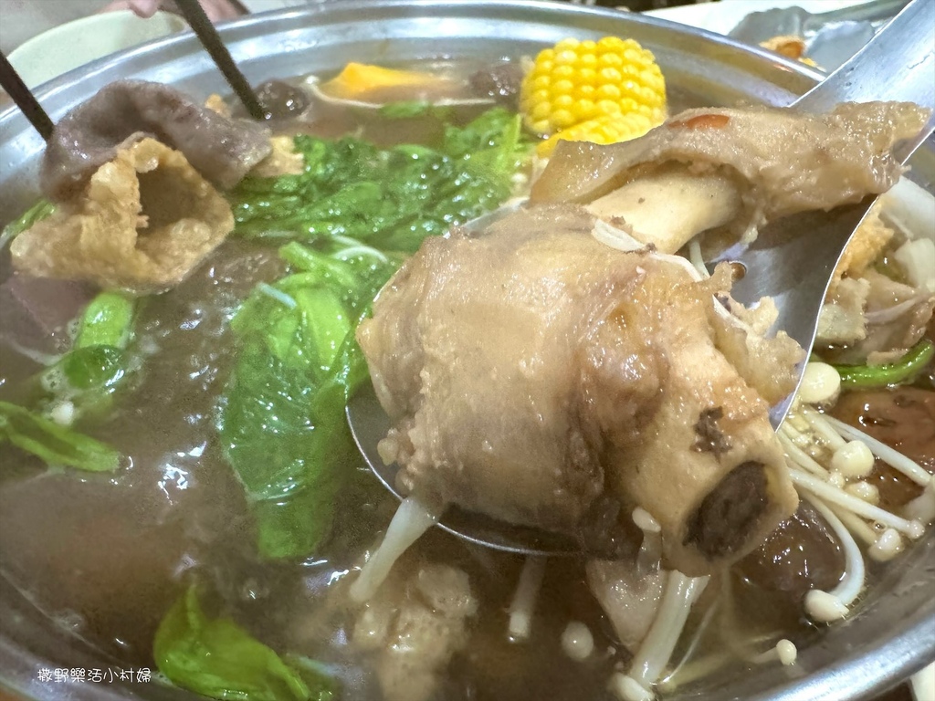 宜蘭唯一羊肉爐吃到飽【李家莊羊肉爐】冰箱食材任你拿，還有羊肋