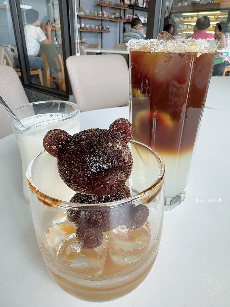 宜蘭礁溪必訪山邊田野旁絕美的景觀咖啡廳巨型蜘蛛人吸睛又好 宜蘭礁溪必訪山邊田野旁絕美的景觀咖啡廳巨型蜘蛛人吸睛又好