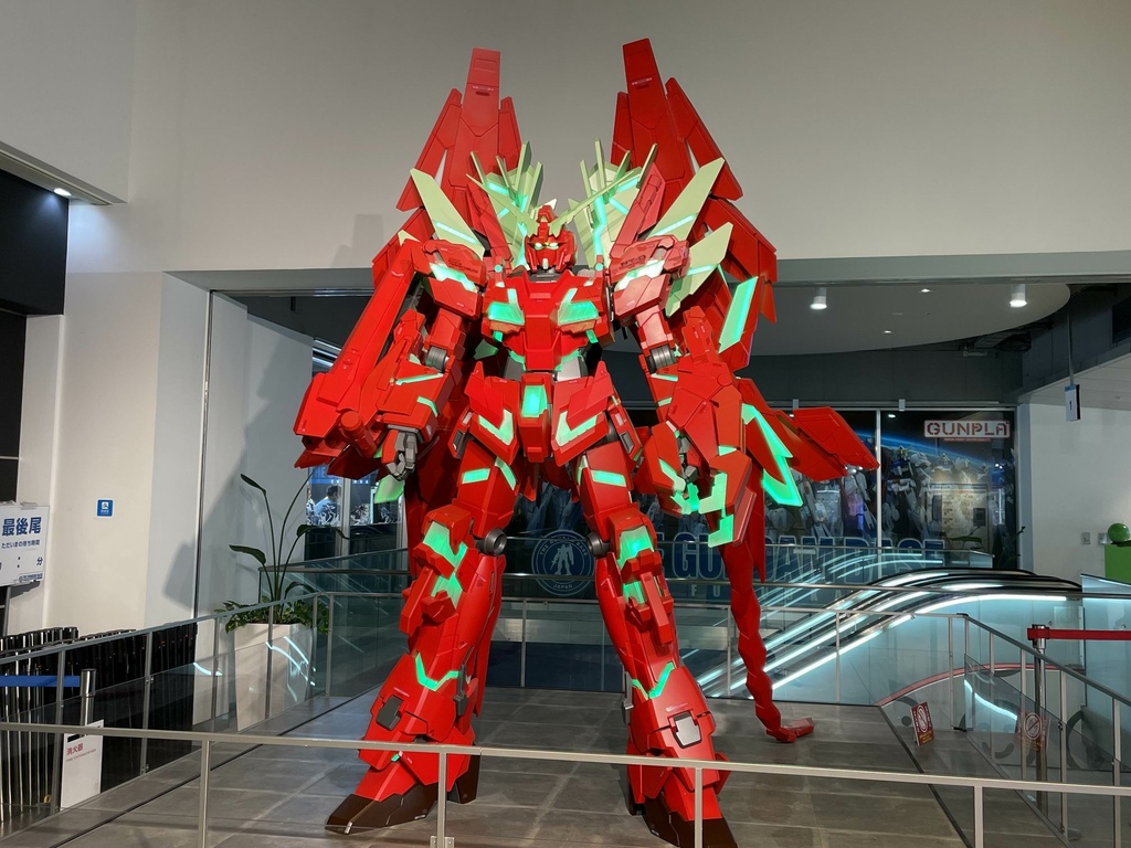 ガンダムベース福岡 THE GUNDAM BASE FUKU