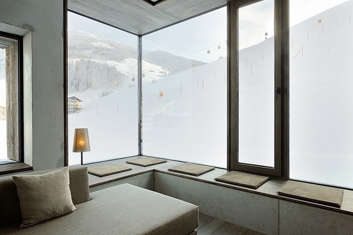 Amazing_Interior_Design_In_Boutique_Hotel_Austria_on_world_of_architecture_13.jpg