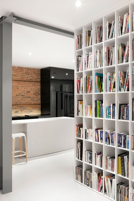 dezeen_Espace-St-Denis-by-Anne-Sophie-Goneau_7.jpg dezeen_Espace-St-Denis-by-Anne-Sophie-Goneau_7.jpg