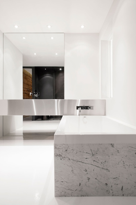 dezeen_Espace-St-Denis-by-Anne-Sophie-Goneau_19.jpg dezeen_Espace-St-Denis-by-Anne-Sophie-Goneau_19.jpg