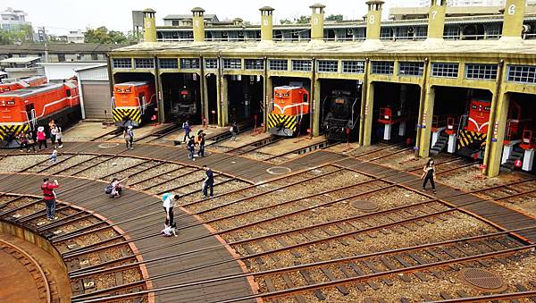 扇形車庫 (10).JPG 扇形車庫 (10).JPG