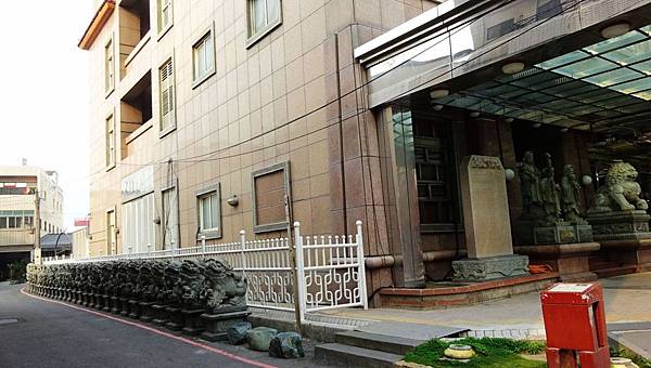 鹿港--天后宮香客大樓 (7).JPG