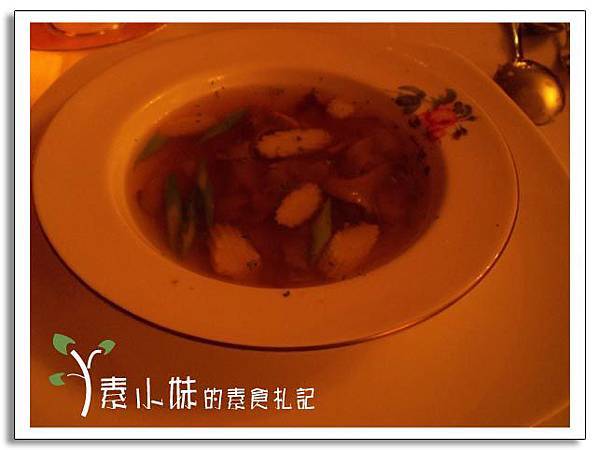 什錦菌菇蔬菜清湯 古典玫瑰園 台中素食蔬食食記.jpg