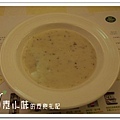 黑豆小麥濃湯 香草園法式蔬食 台中素食蔬食食記.jpg