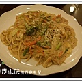 黑胡椒義大利麵 分享蔬食 台中素食蔬食食記.jpg