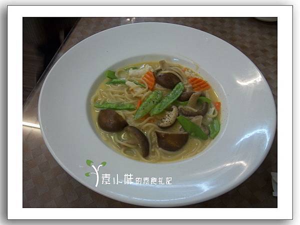 義大利素海鮮麵 涑芳齋 中西式素食 台中素食蔬食食記 義大利素海鮮麵 涑芳齋 中西式素食 台中素食蔬食食記