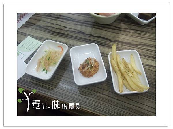 熟食五 養素庭自然蔬食迴轉火鍋 台中素食蔬食食記 拷貝