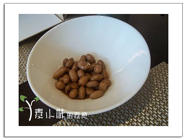花生 不老天蔬食料理 台中素食蔬食食記 拷貝