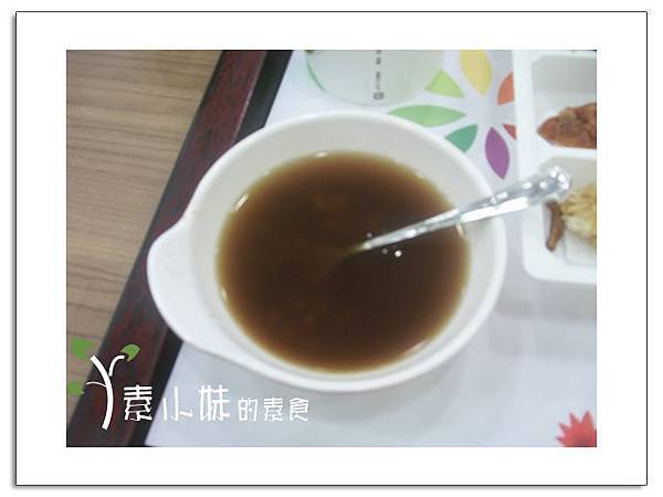 甜點 大紅花時尚蔬食百匯  台中素食蔬食食記 拷貝