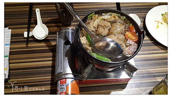 藥膳養生鍋 棗子樹蔬食港式飲料 台中西區素食蔬食食記  拷貝.jpg