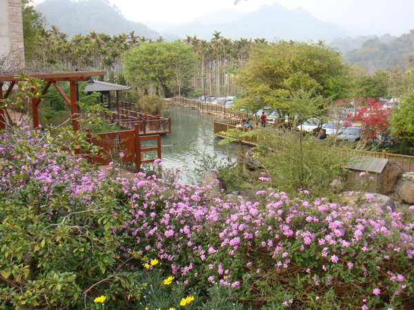 巧克力雲莊