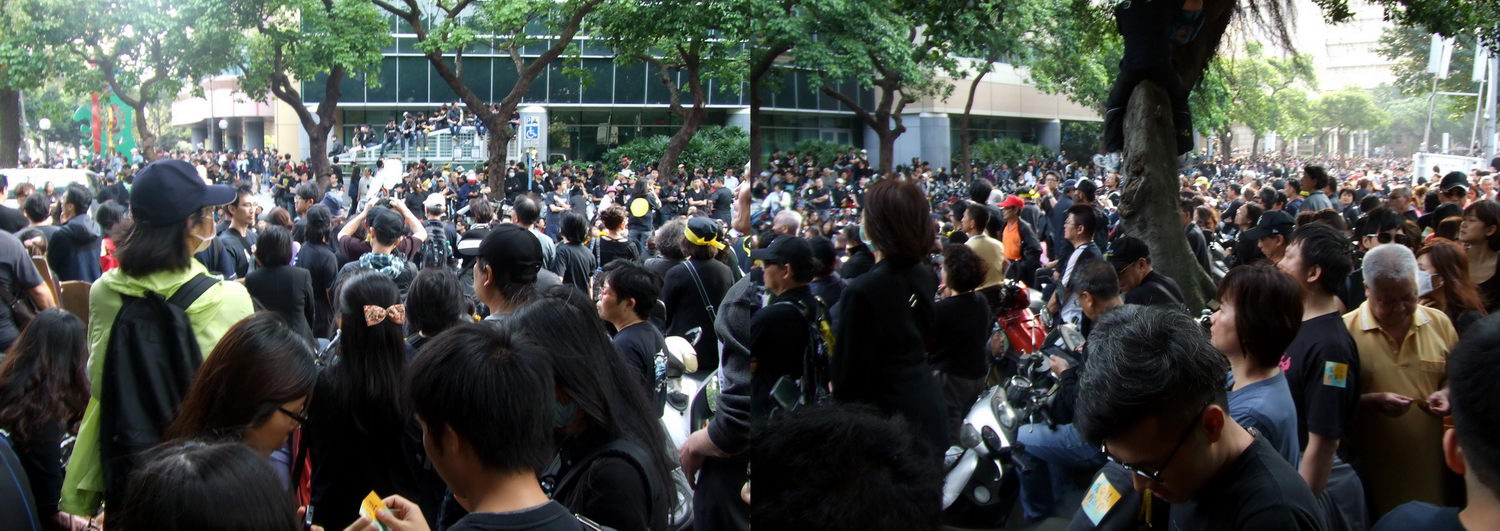 20140330_台北市凱達格蘭大道-黑潮學運遊行34-2-s 中山南路的另端嗎 不確定