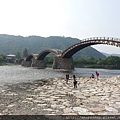 16.從河床看錦帶橋.jpg