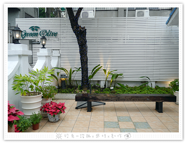 P4390912 P4390912