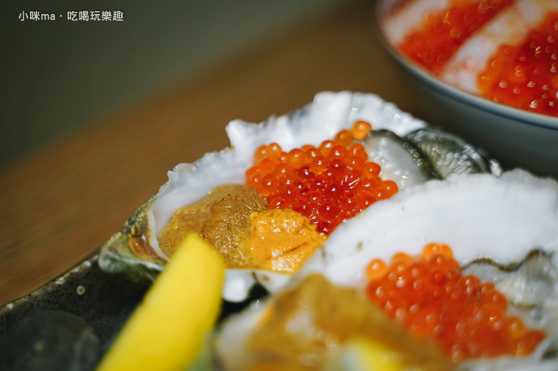 魚君さかなくん海鮮丼專門店 松高店 海鮮控不看這篇會後悔 浮誇霸氣四色丼讓你胃裡彷彿有座 水族館 Prime等級牛排三明治厚實帶著鮮甜肉汁 信義區日式料理推薦 捷運市政府站