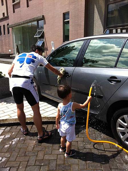 0610-幫爸洗車